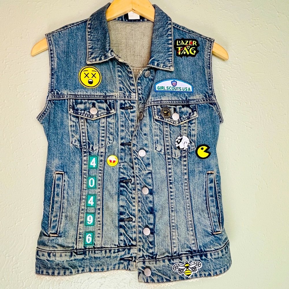 Vintage‎ Denim Jean Vest XS Upcycled Patches 80s 90s Y2k Youth Girl Scout Grunge
